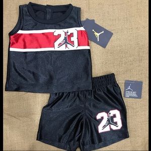 Air Jordan Outfit Size 6M